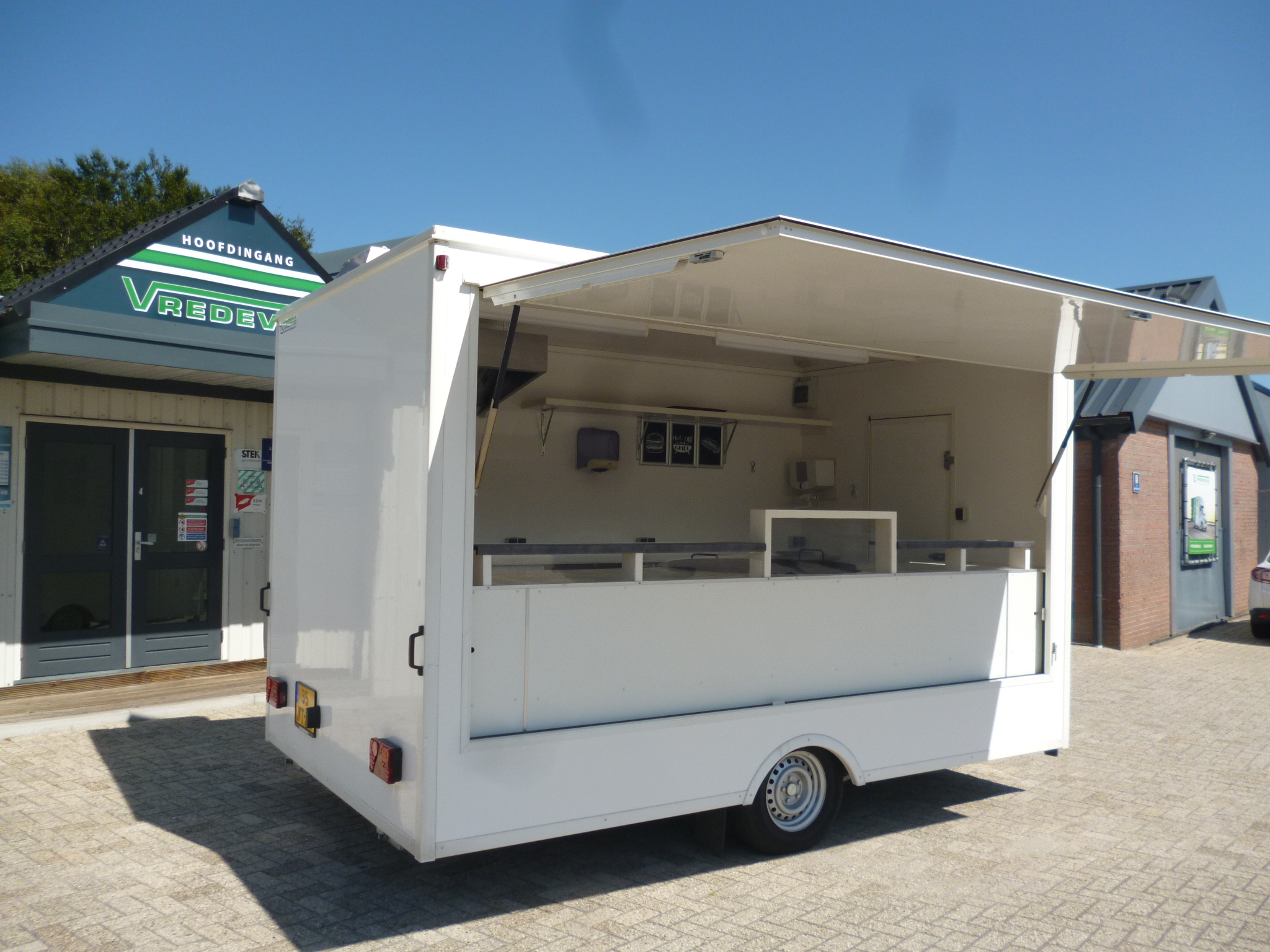 IN ONZE SHOWROOM(962)