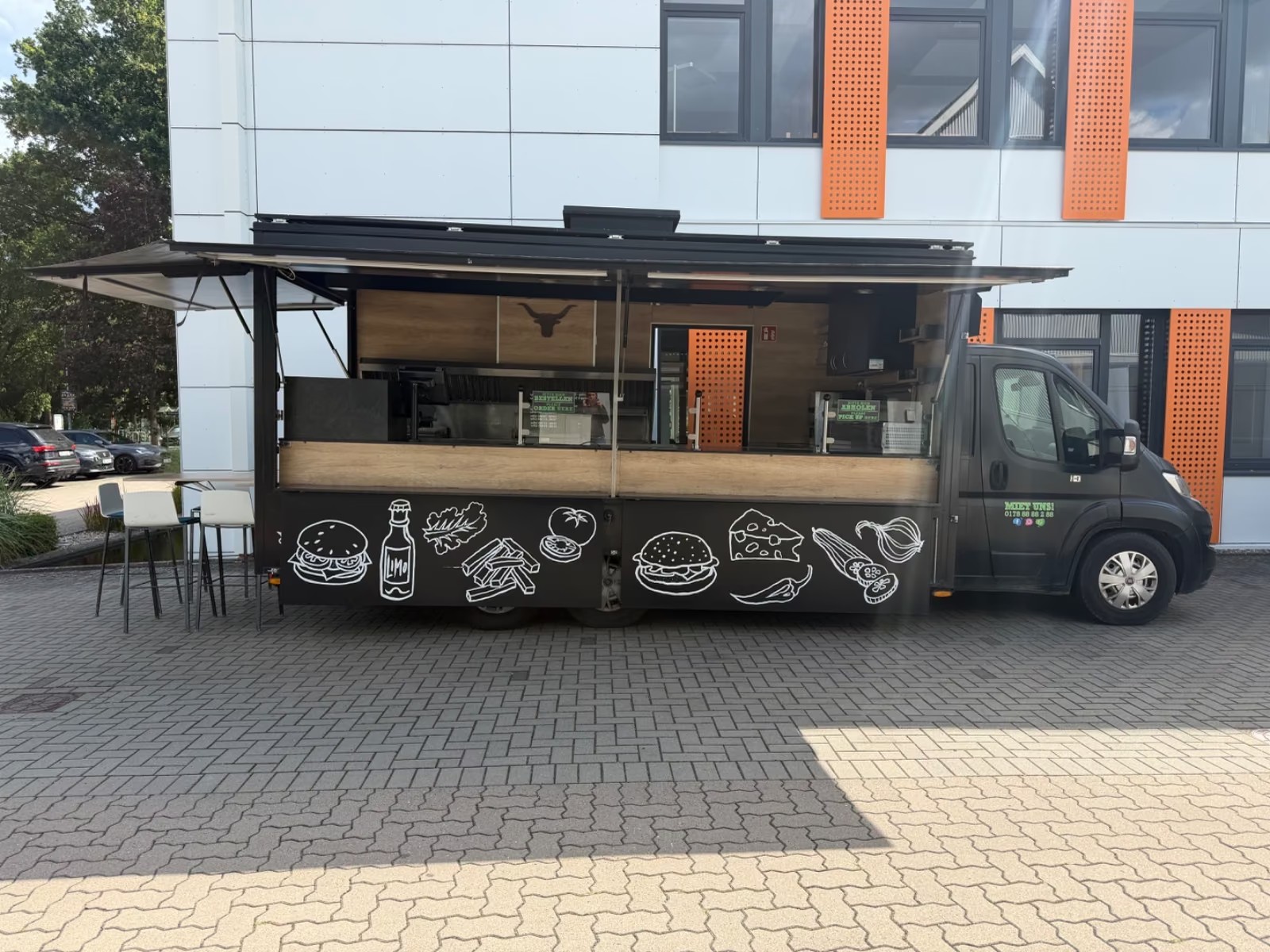 23863 (Foodtruck)